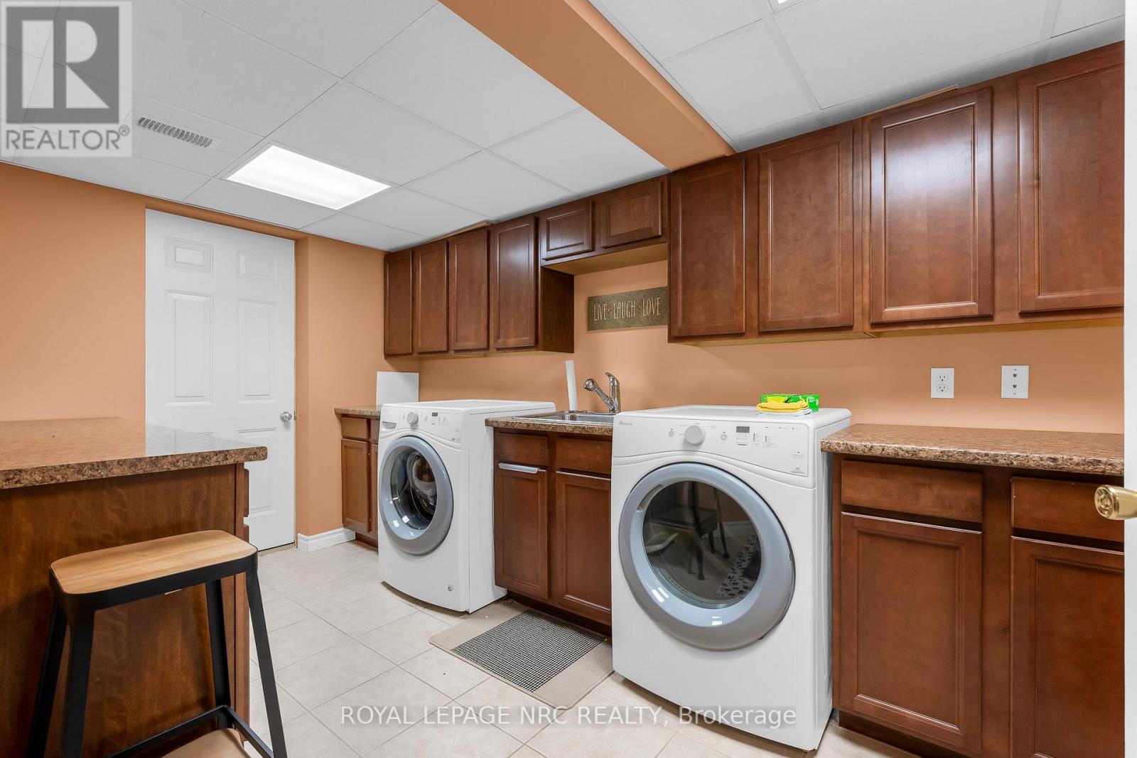 31 Thorold Road E, Welland, Ontario  L3C 3T3 - Photo 24 - X13869146