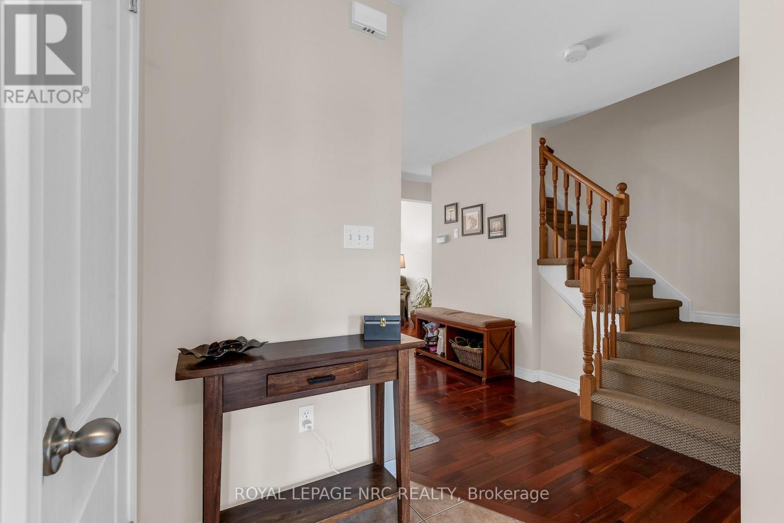 31 Thorold Road E, Welland, Ontario  L3C 3T3 - Photo 4 - X13869146