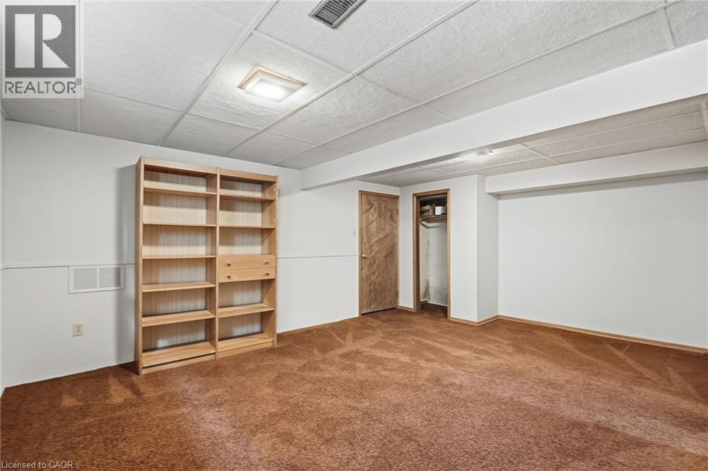 36 Algonquin Court, Hamilton, Ontario  L8T 4T3 - Photo 33 - 40868317