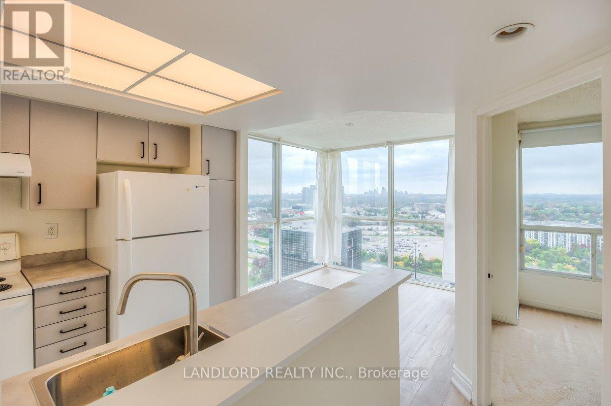 2504 - 5 CONCORDE PLACE