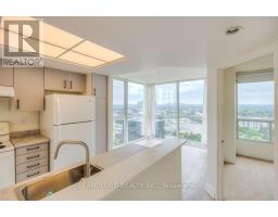 2504 - 5 CONCORDE PLACE, Toronto, Ontario