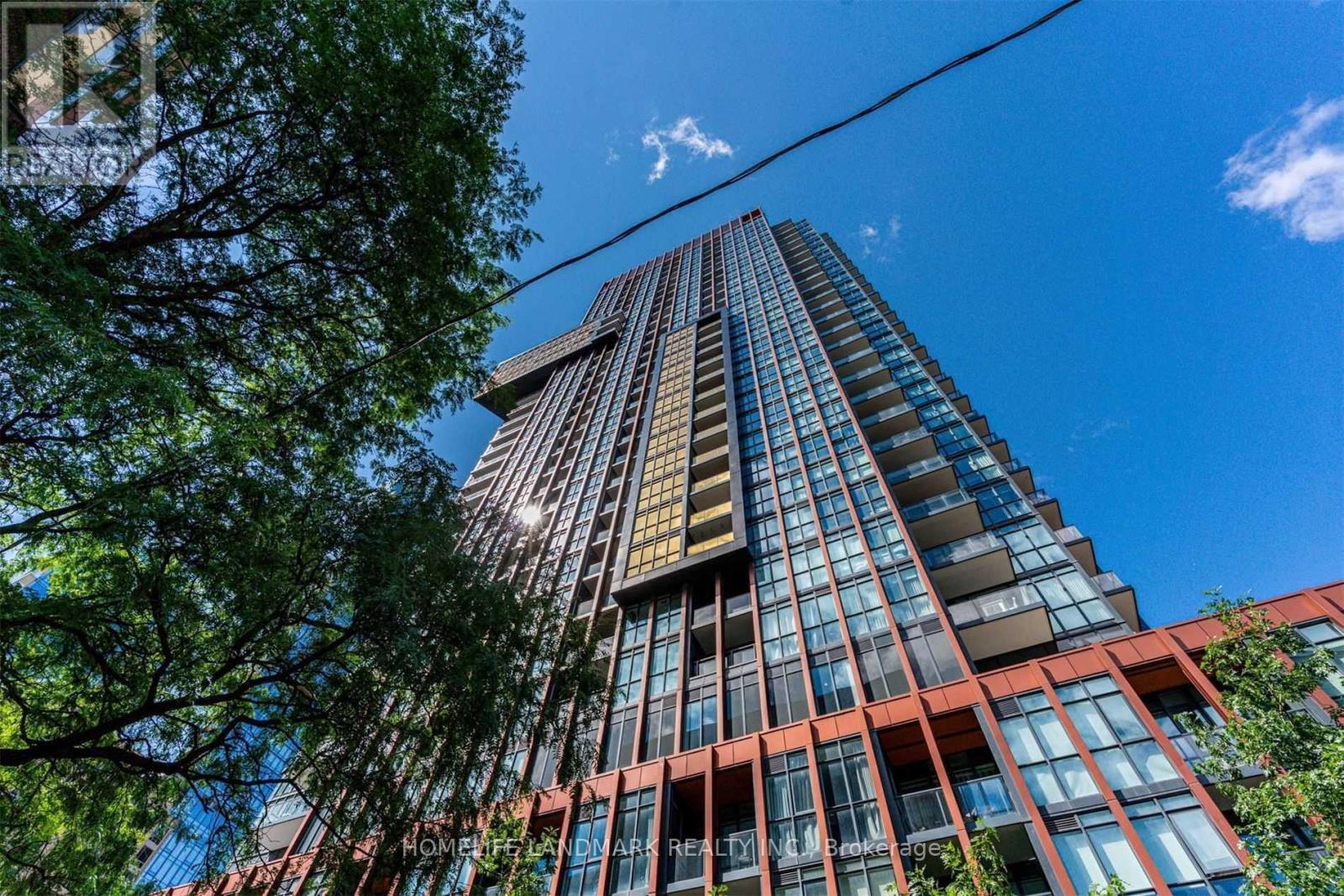 2503 - 32 DAVENPORT ROAD