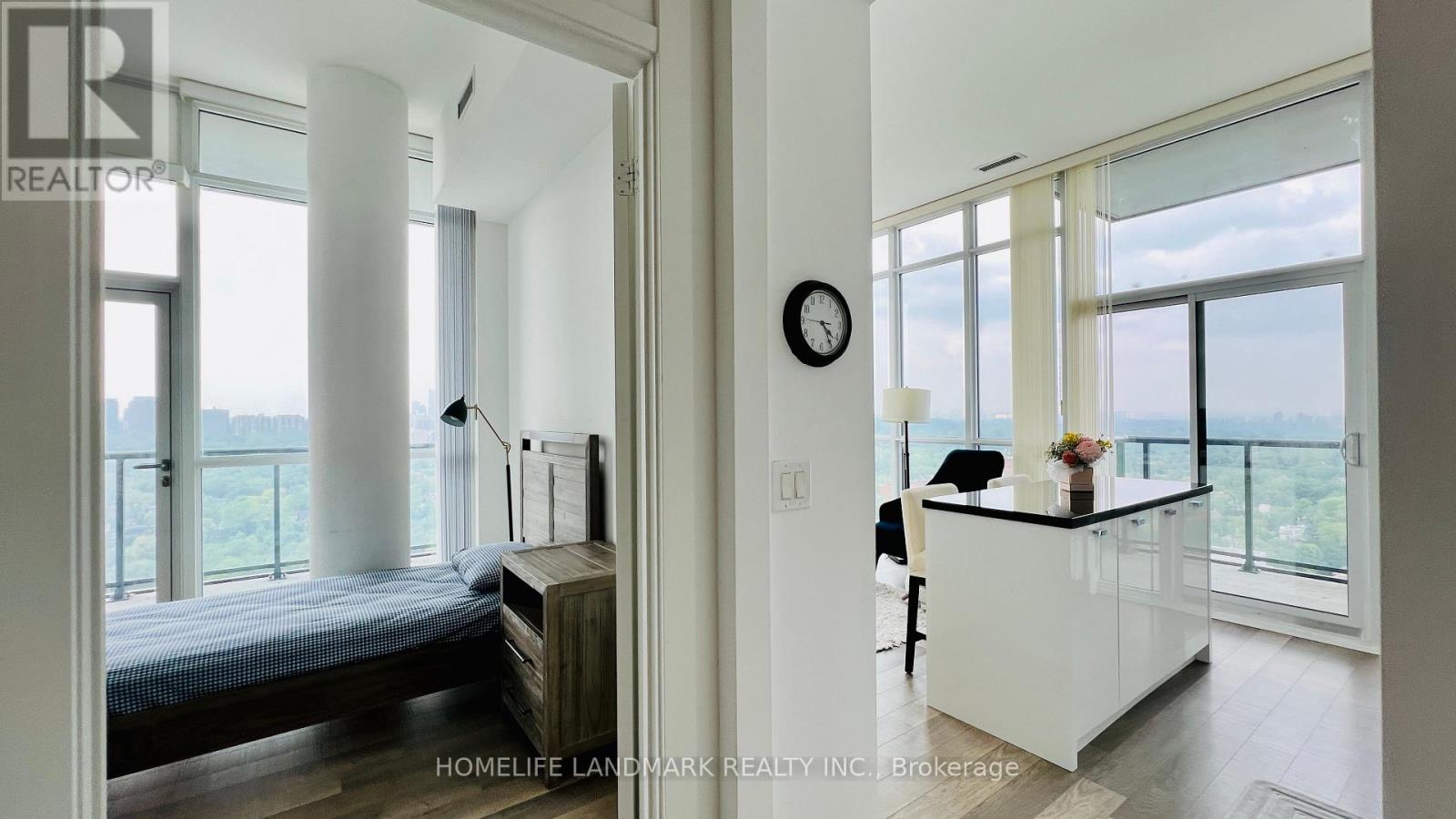 2503 - 32 Davenport Road, Toronto, Ontario  M5R 0B5 - Photo 12 - C13869232