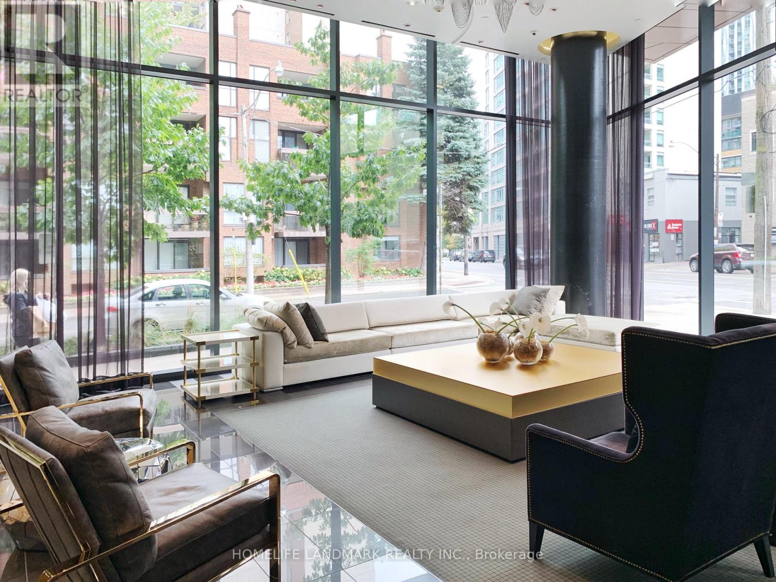 2503 - 32 Davenport Road, Toronto, Ontario  M5R 0B5 - Photo 2 - C13869232
