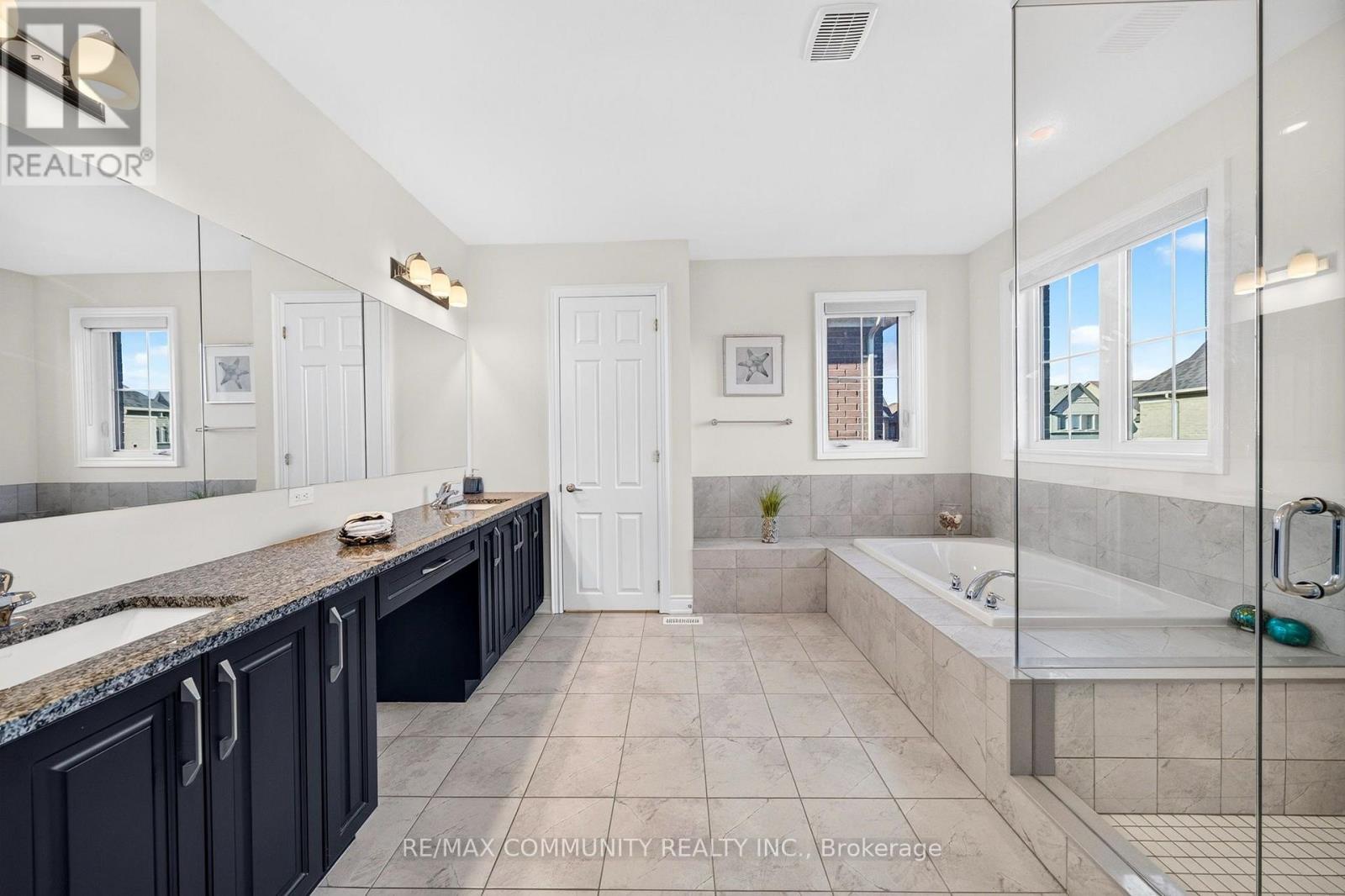 144 Auckland Drive, Whitby, Ontario  L1P 0J2 - Photo 29 - E13869094