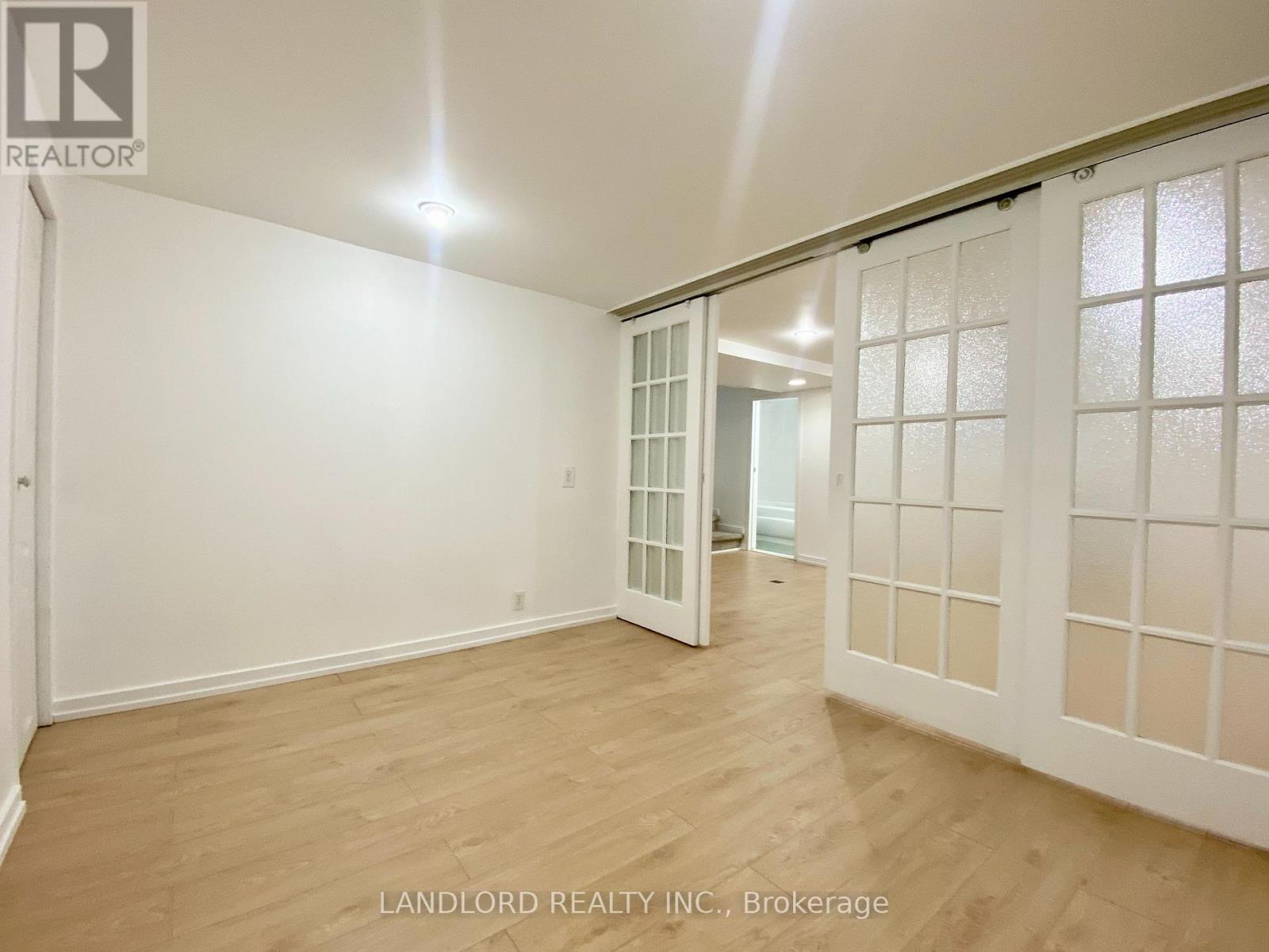 Bsmt - 114 Bellefair Avenue, Toronto, Ontario  M4L 3T8 - Photo 13 - E13869192