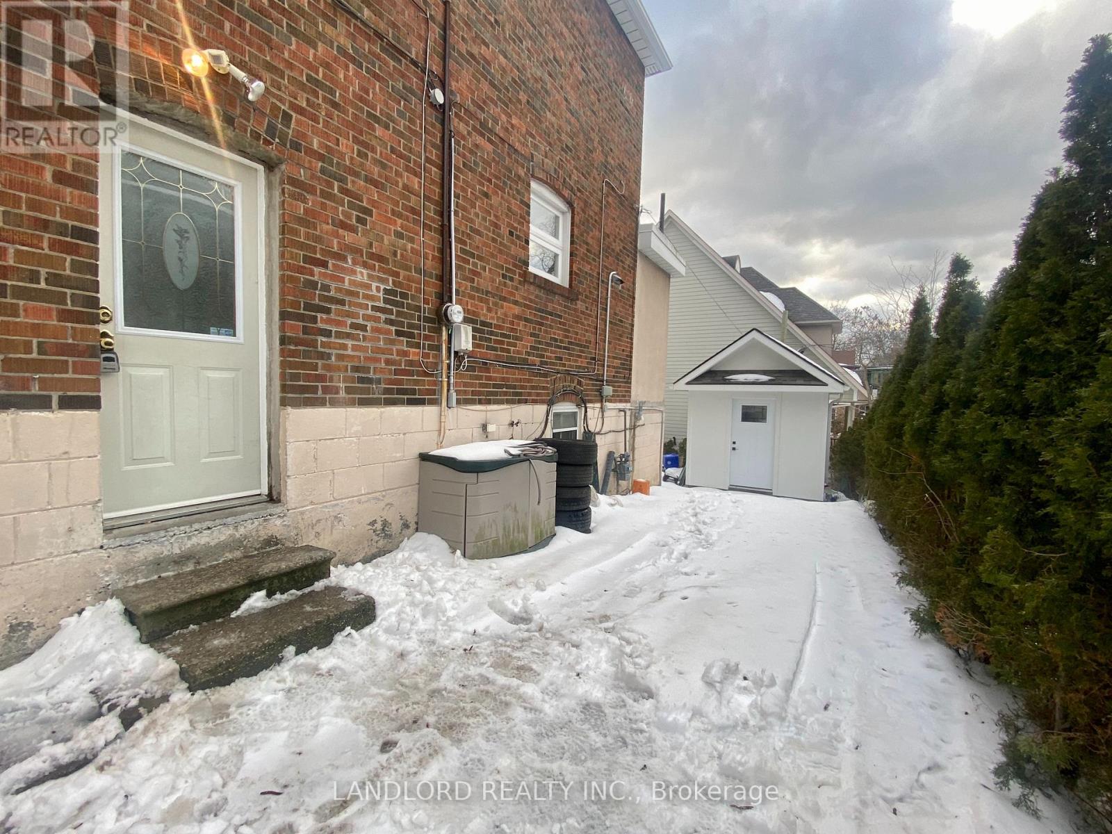 Bsmt - 114 Bellefair Avenue, Toronto, Ontario  M4L 3T8 - Photo 18 - E13869192
