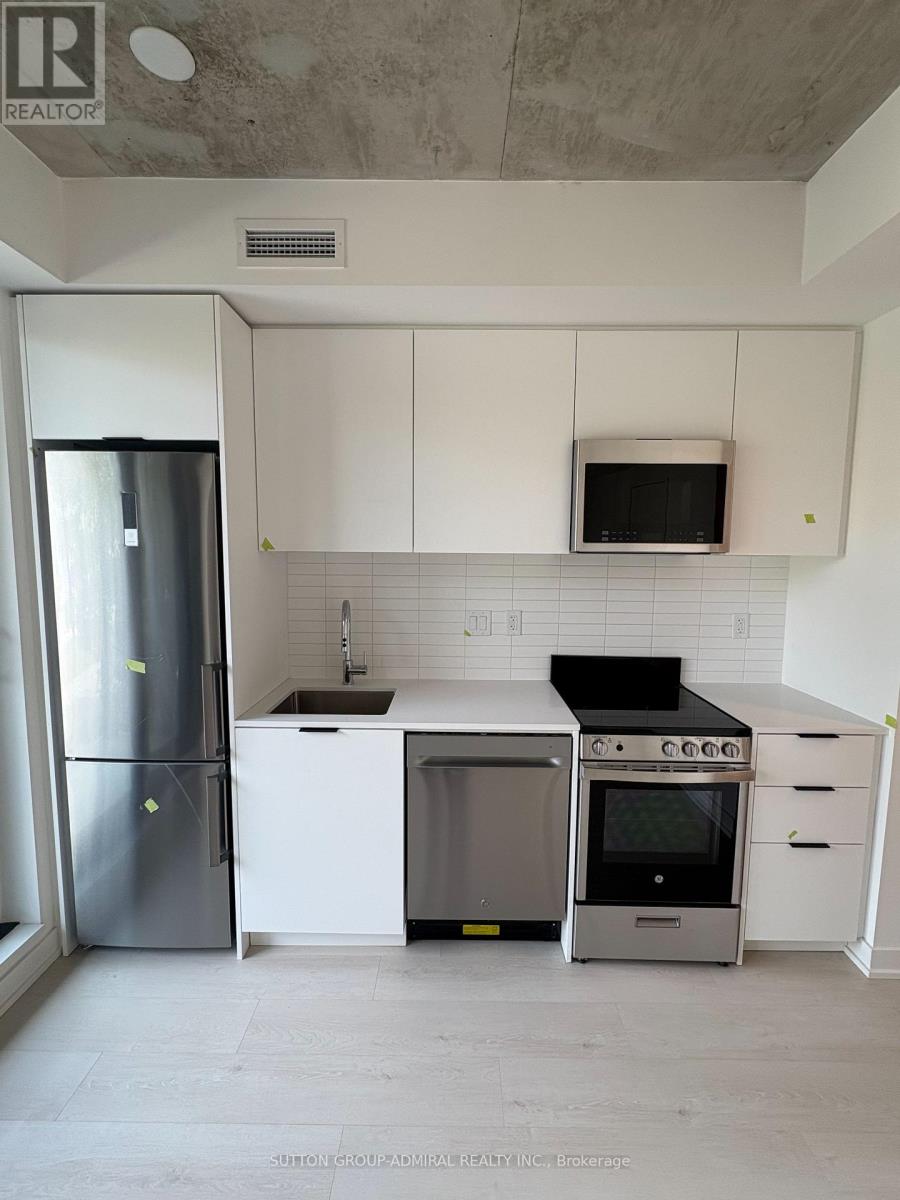 313 - 1 Vine Avenue, Toronto, Ontario  M6P 0C8 - Photo 2 - W13869226