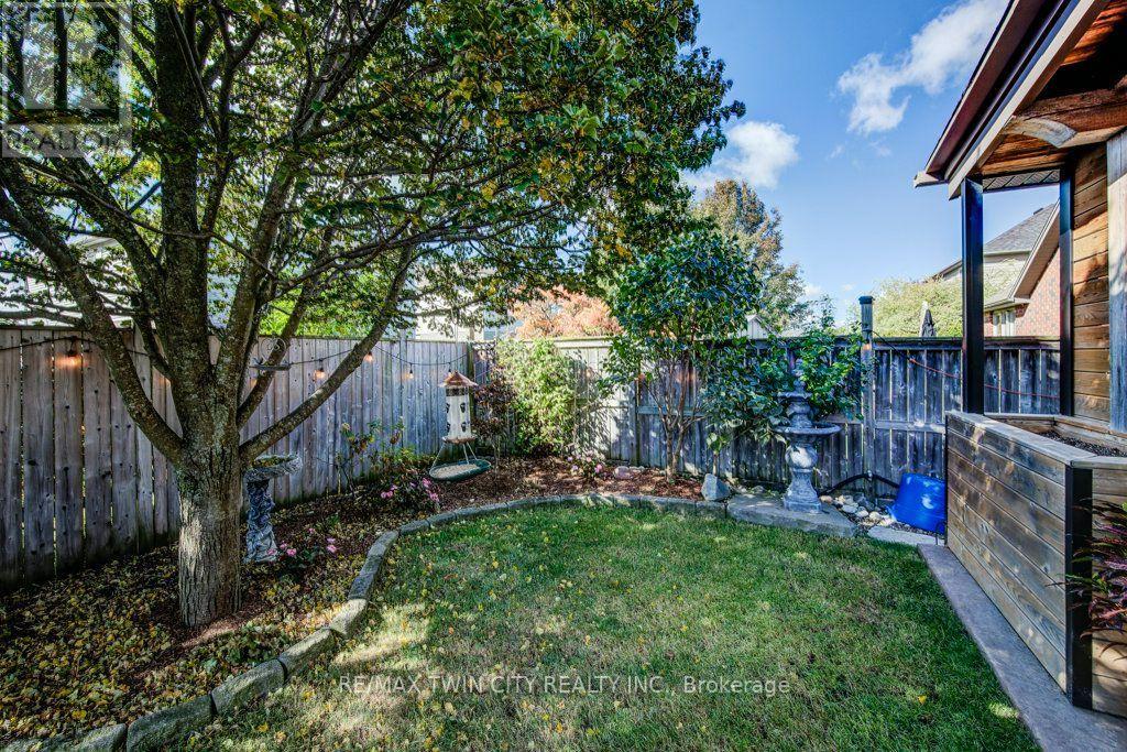 27 Coral Gables Crescent, Woolwich, Ontario  N3B 3P4 - Photo 46 - X13869076