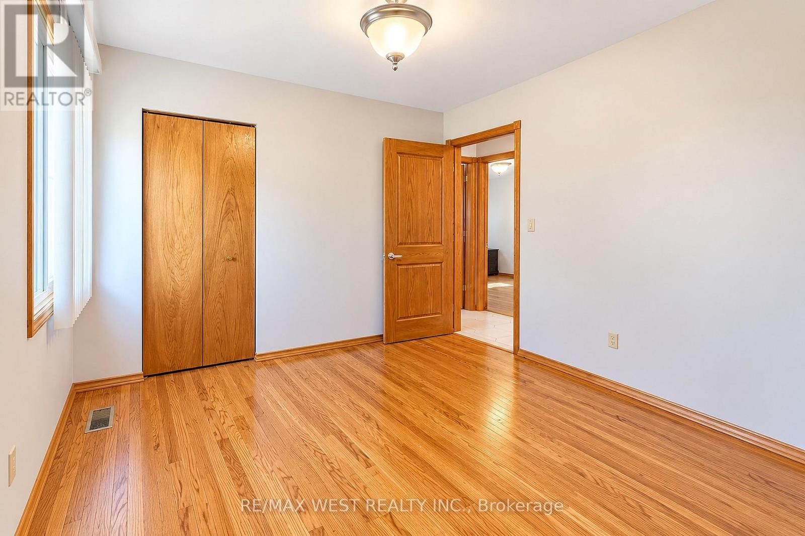 34 Glen Castle Drive, Hamilton, Ontario  L8G 2Z4 - Photo 12 - X13869148