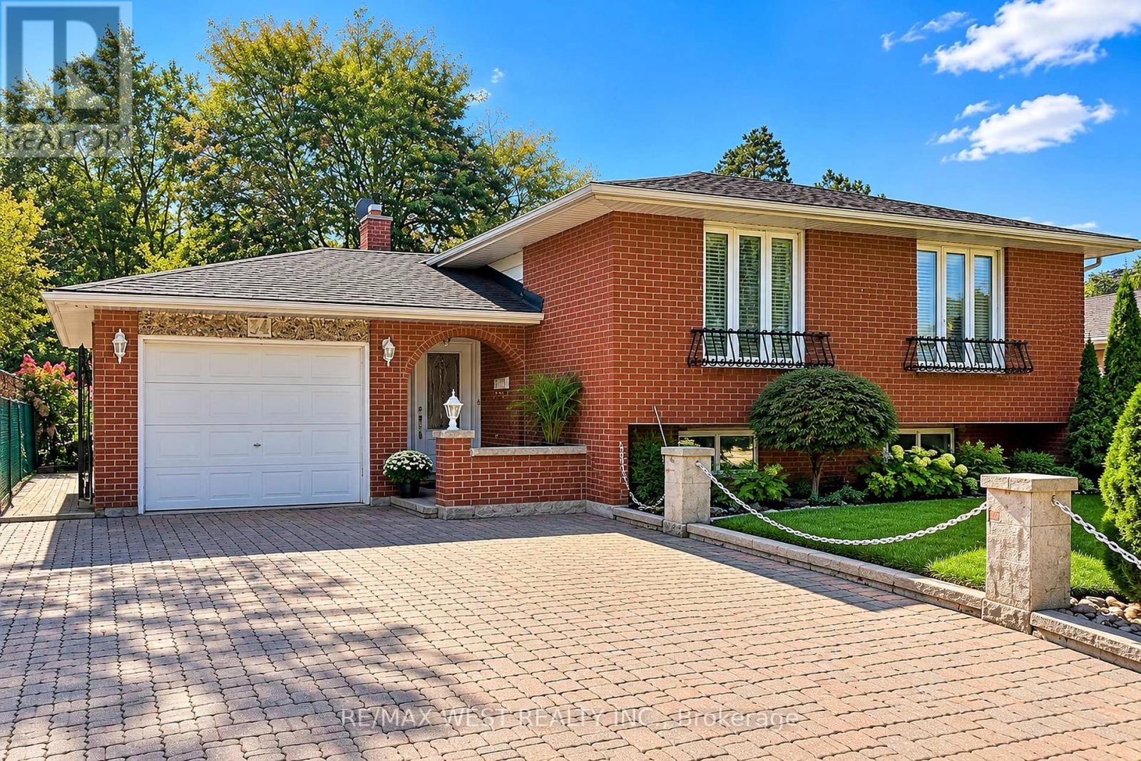 34 Glen Castle Drive, Hamilton, Ontario  L8G 2Z4 - Photo 24 - X13869148
