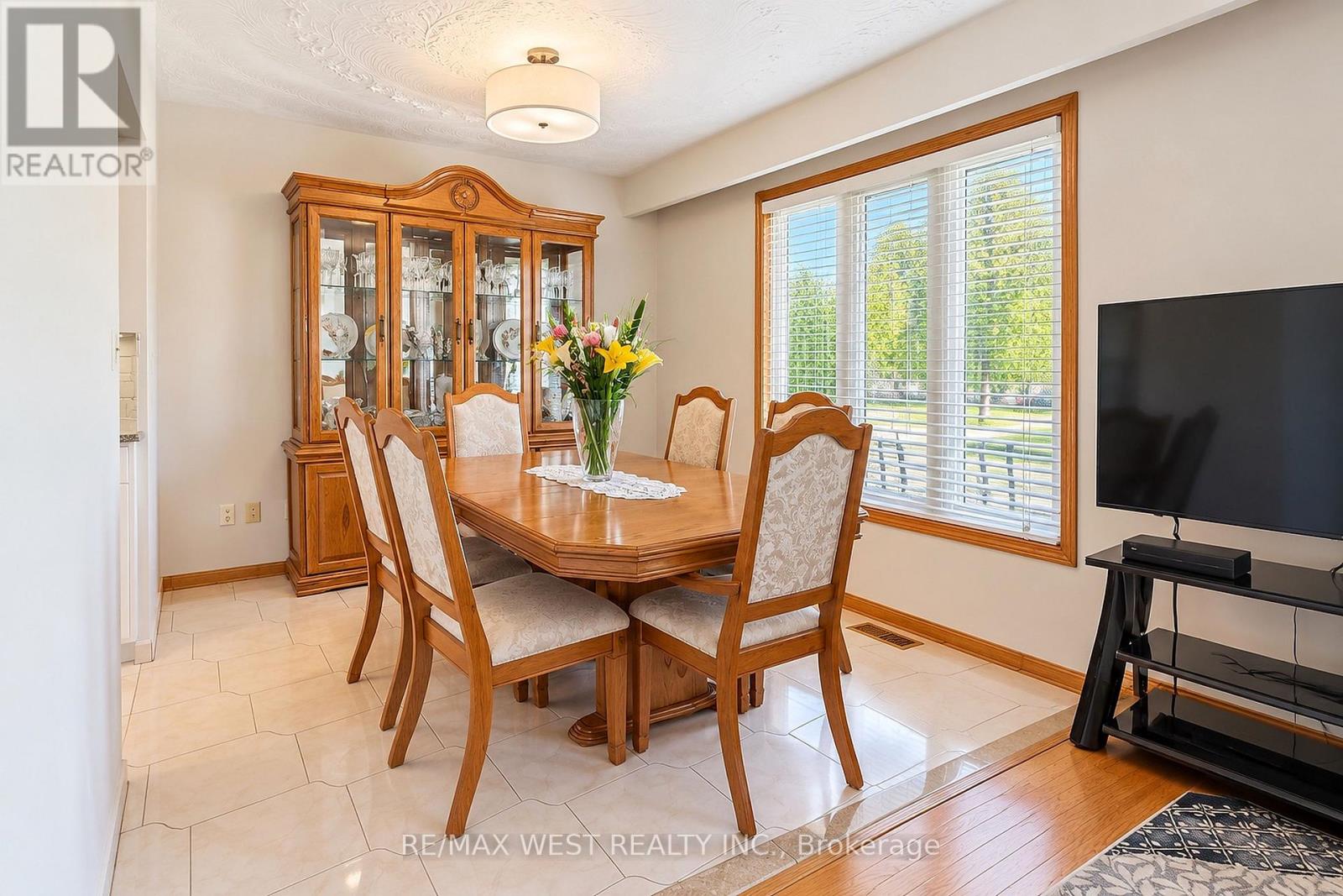 34 Glen Castle Drive, Hamilton, Ontario  L8G 2Z4 - Photo 5 - X13869148