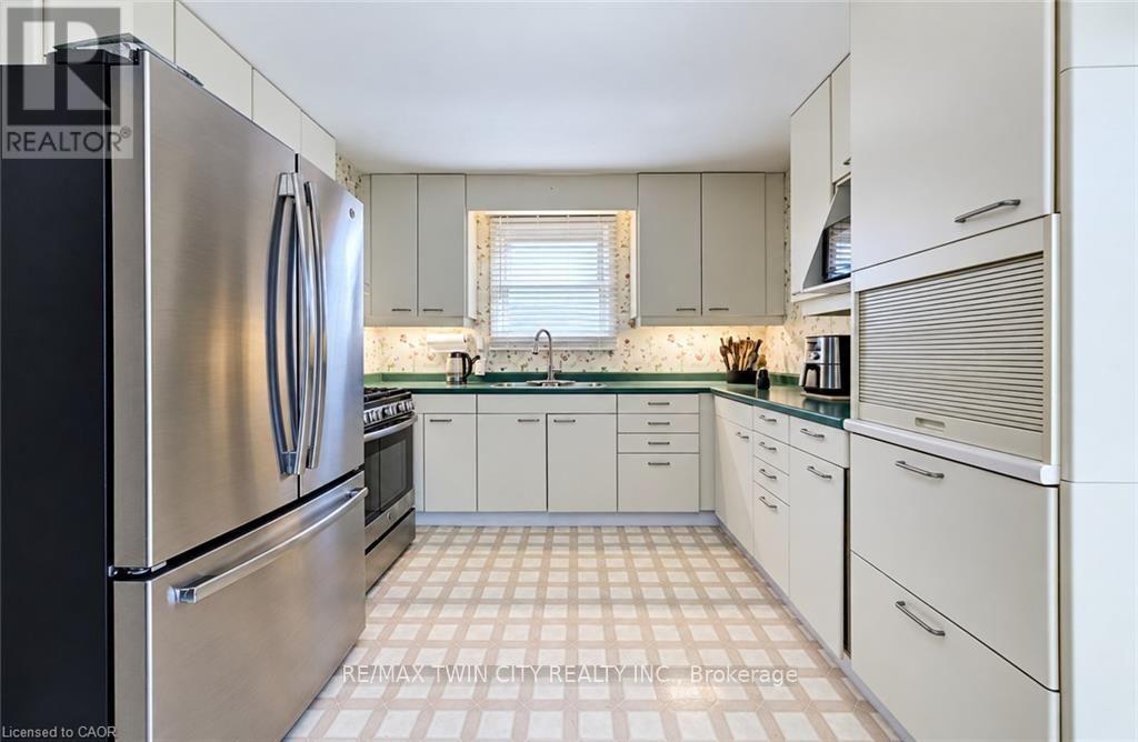 136 Sekura Crescent, Cambridge, Ontario  N1R 7E9 - Photo 10 - X13869220