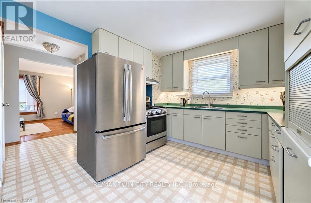 136 Sekura Crescent, Cambridge, Ontario  N1R 7E9 - Photo 11 - X13869220