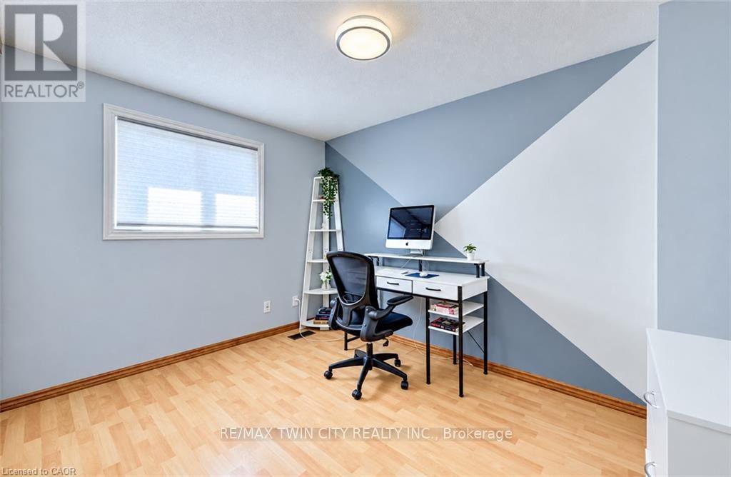 136 Sekura Crescent, Cambridge, Ontario  N1R 7E9 - Photo 19 - X13869220