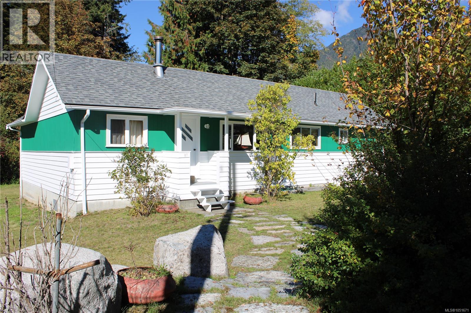 27 Cain Dr