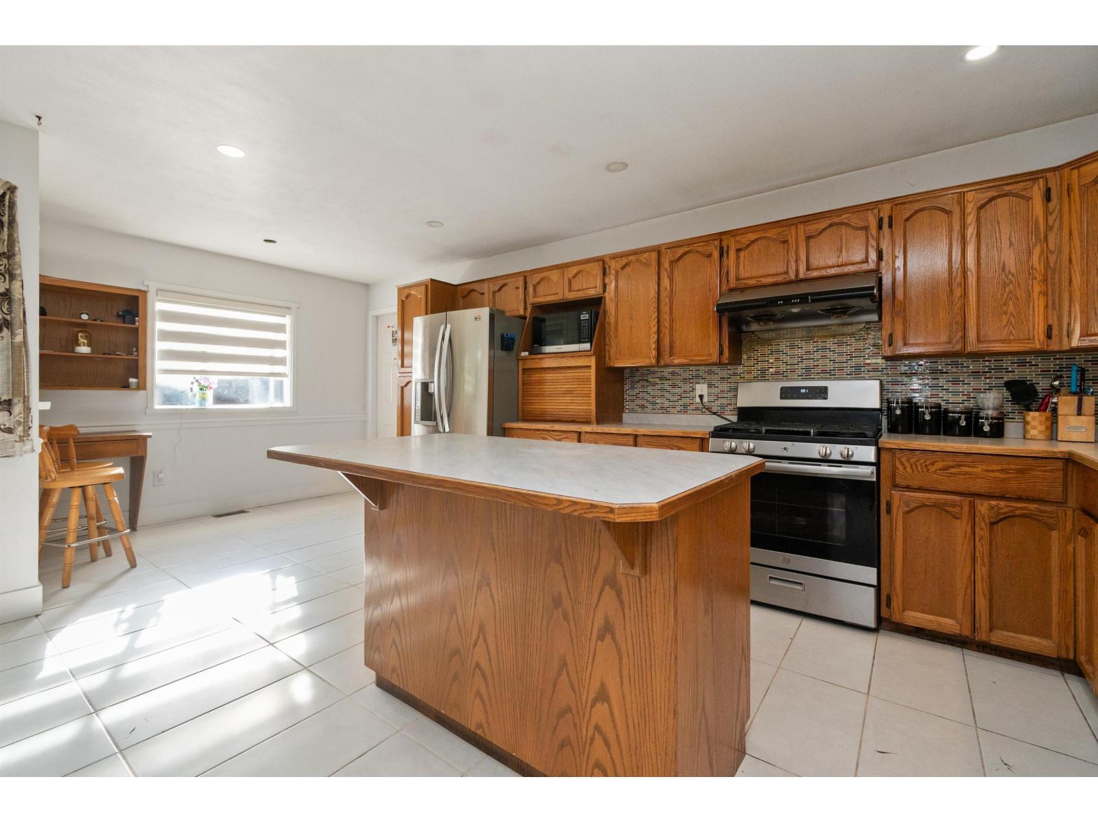 3752 Harwood Crescent, Abbotsford, British Columbia  V2S 7A6 - Photo 7 - R3171817