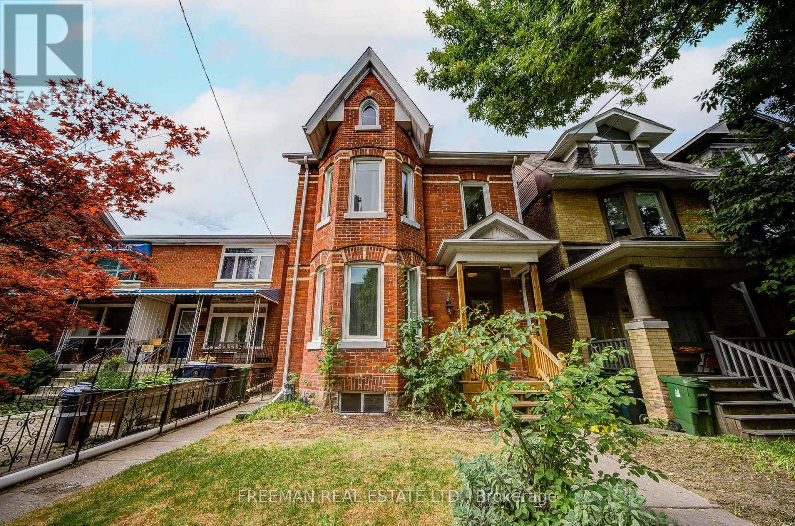 756 EUCLID AVENUE, Toronto, Ontario