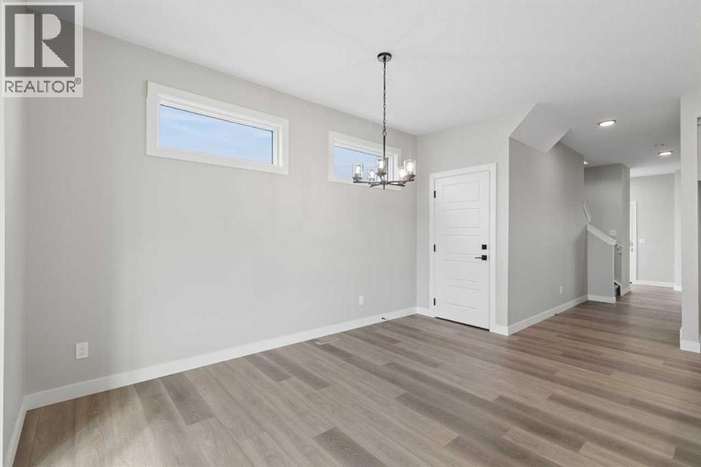 79 Lewiston Park NE