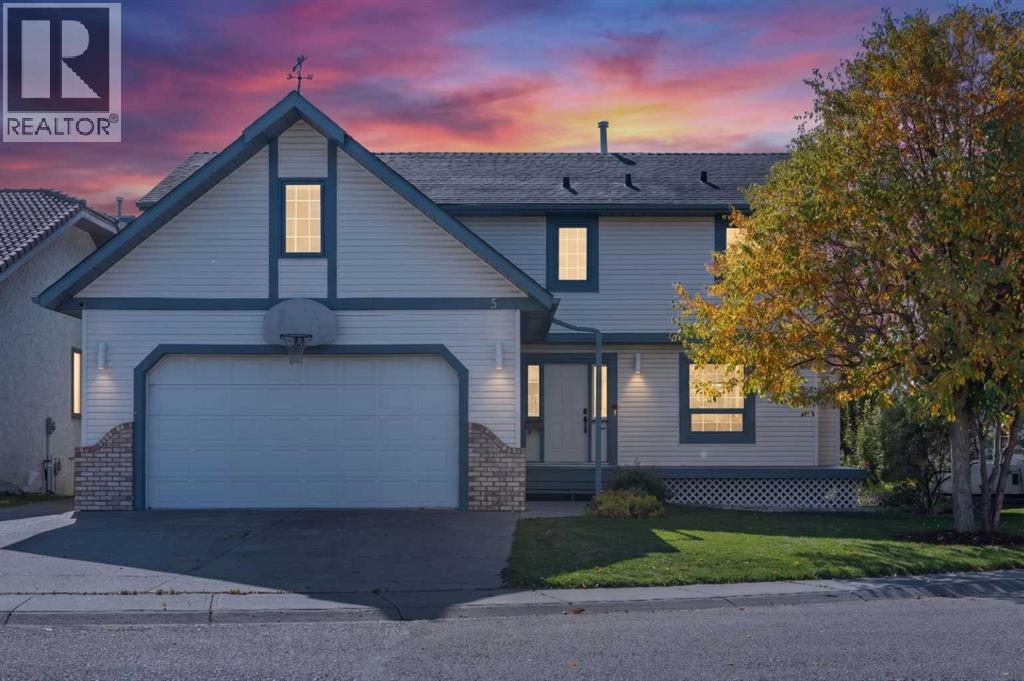 52 West Mitford Crescent