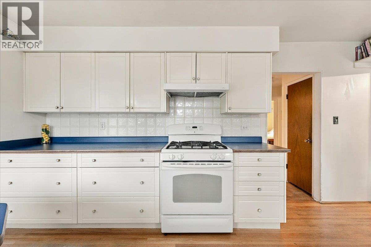 4295 Nottingham Road, North Vancouver, British Columbia  V7K 2N3 - Photo 10 - R3173009