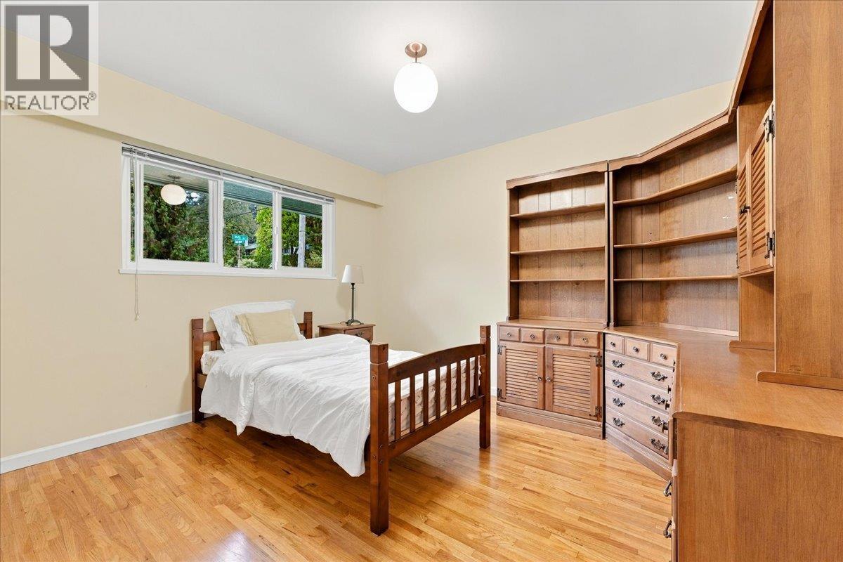 4295 Nottingham Road, North Vancouver, British Columbia  V7K 2N3 - Photo 14 - R3173009