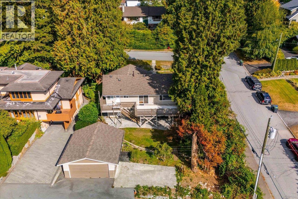 4295 Nottingham Road, North Vancouver, British Columbia  V7K 2N3 - Photo 28 - R3173009
