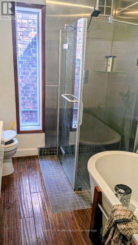 160 Rosemount Avenue, Toronto, Ontario  M6H 2M9 - Photo 2 - W13869280