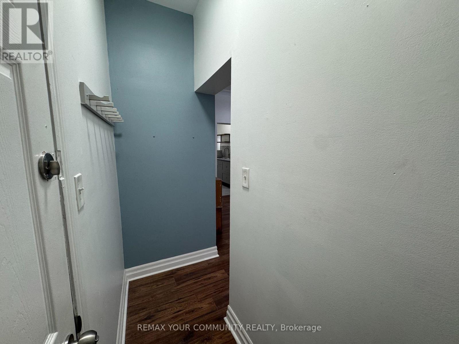1 - 358 MAIN STREET W