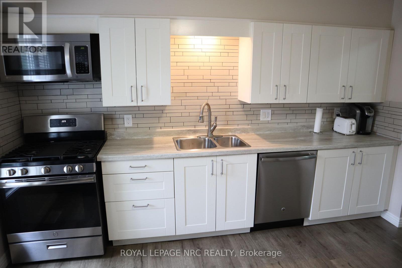 5020 Mcrae Street, Niagara Falls, Ontario  L2E 1P3 - Photo 15 - X13869272