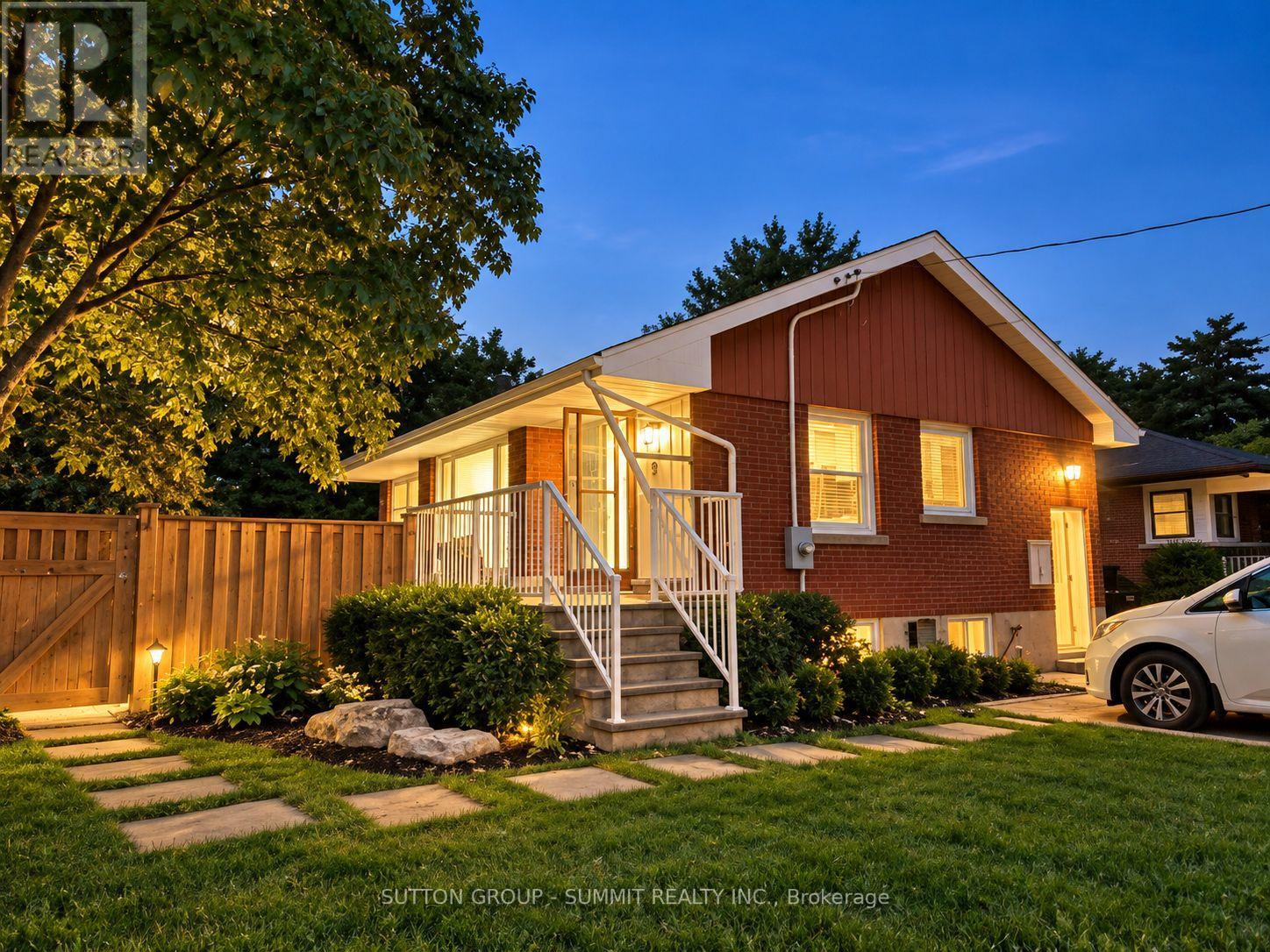 9 GRENADIER DRIVE