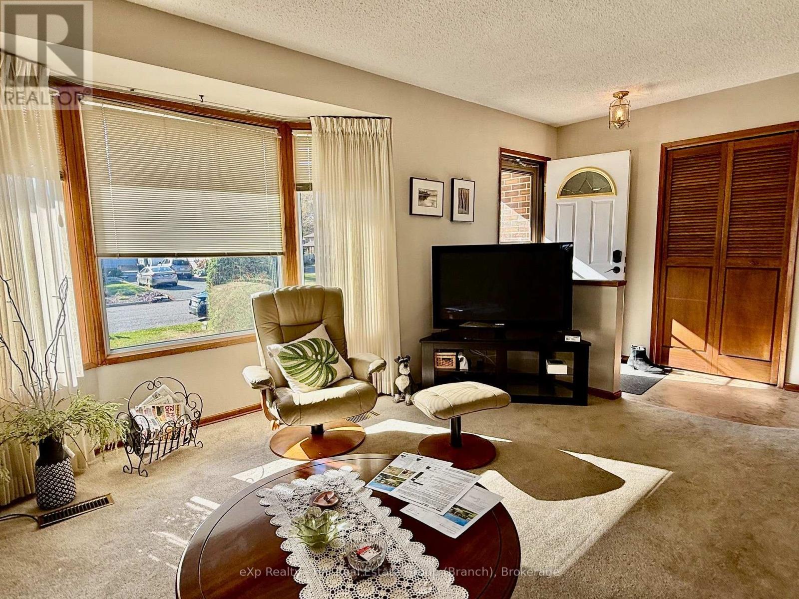 508 Cambrian Crescent, Thunder Bay, Ontario  P7C 5B9 - Photo 9 - X13840124