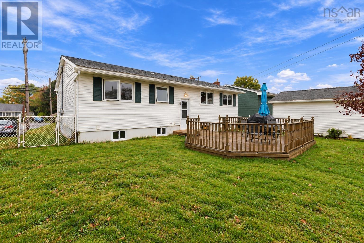 32 Mount Edward Road, Dartmouth, Nova Scotia  B2W 3K4 - Photo 38 - 202625250