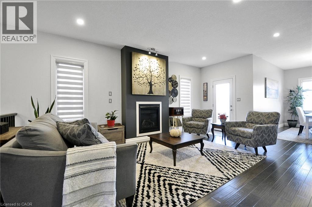 318 Fairway Road, Woodstock, Ontario N4T 0A4 - Photo 5 - 40866346