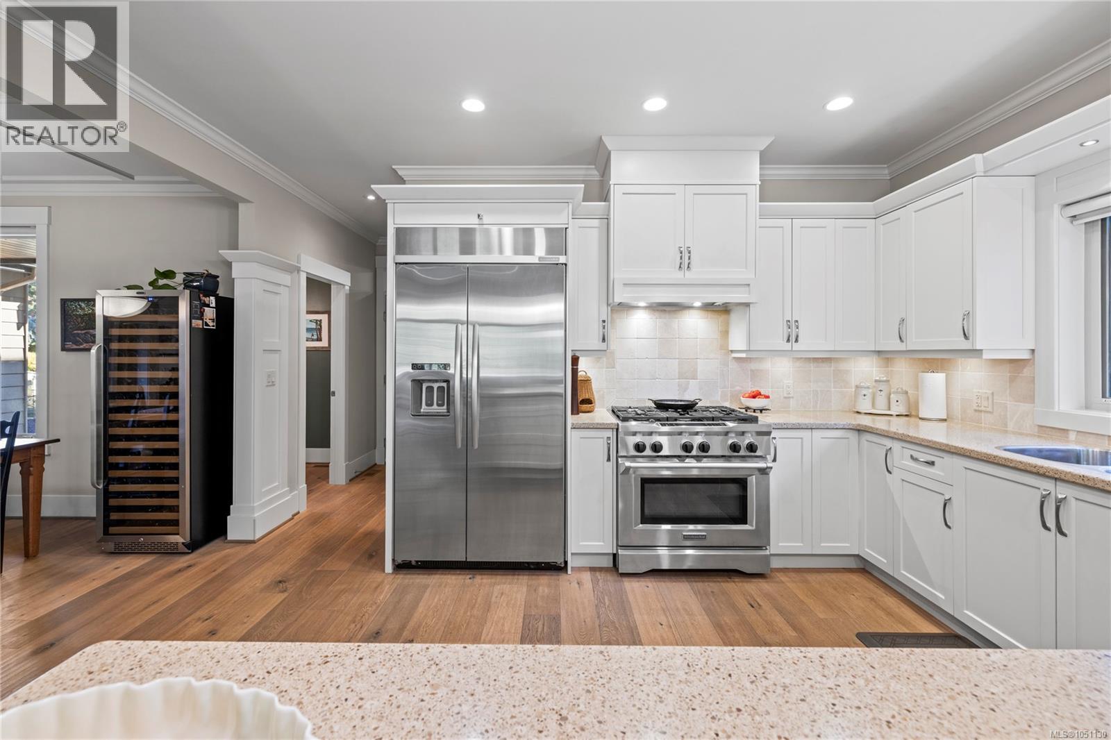 3370 Bradner Cir