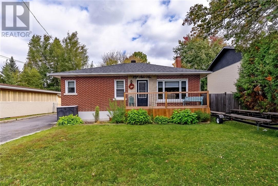 802 Attlee Avenue, Sudbury, Ontario