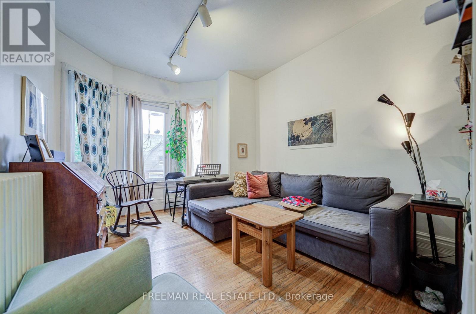 756 Euclid Avenue, Toronto, Ontario  M6G 2V2 - Photo 13 - C13869294