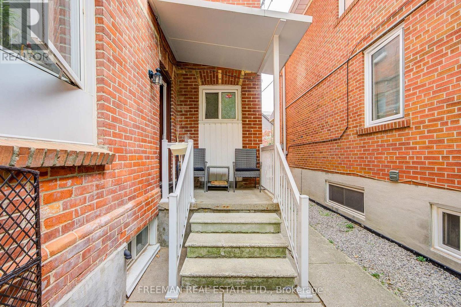 756 Euclid Avenue, Toronto, Ontario  M6G 2V2 - Photo 28 - C13869294