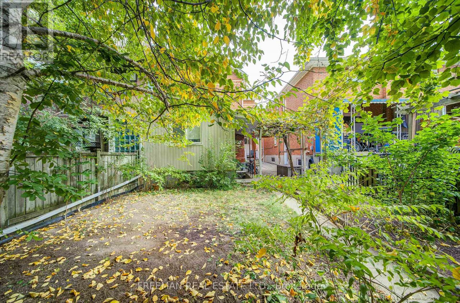 756 Euclid Avenue, Toronto, Ontario  M6G 2V2 - Photo 32 - C13869294