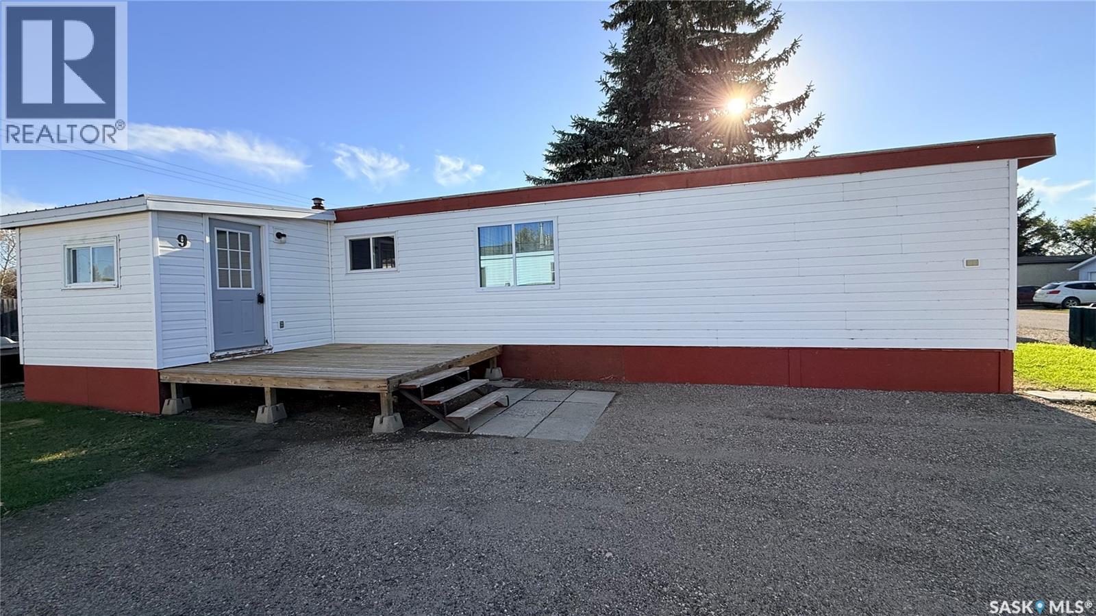 9 Royal Heights, Estevan, Saskatchewan  S4A 2T8 - Photo 22 - SK050474
