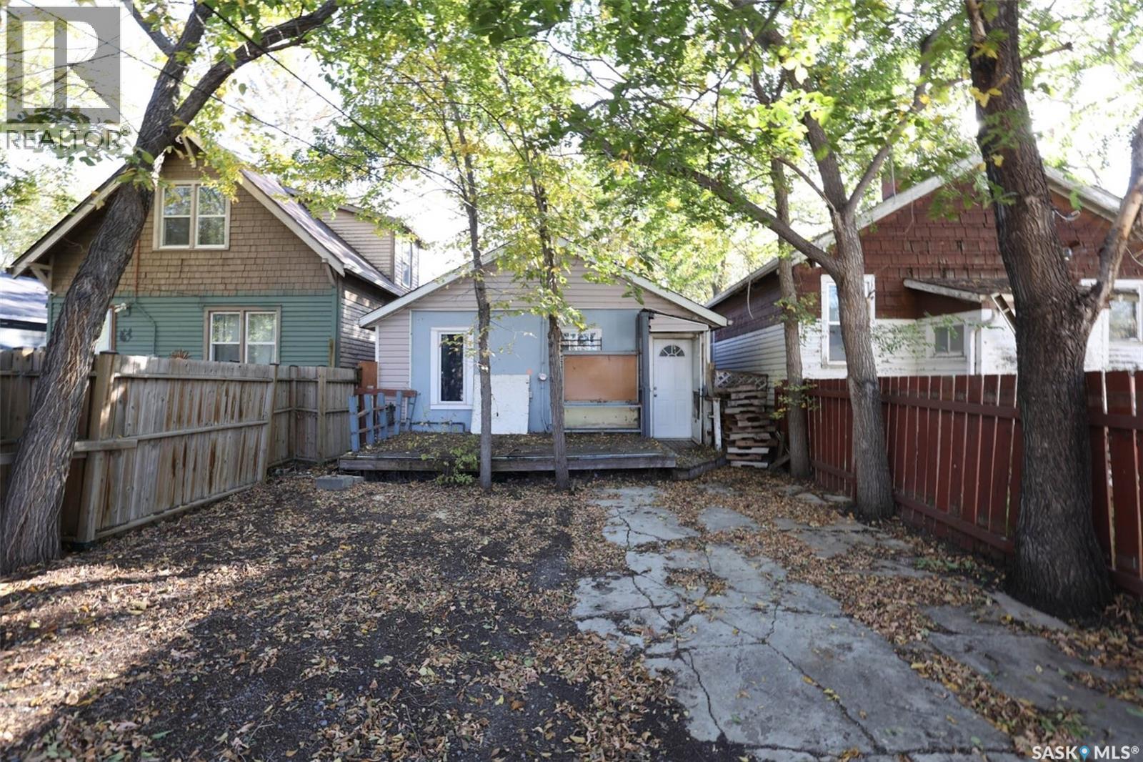 952 Robinson Street, Regina, Saskatchewan  S4T 2M5 - Photo 20 - SK050451