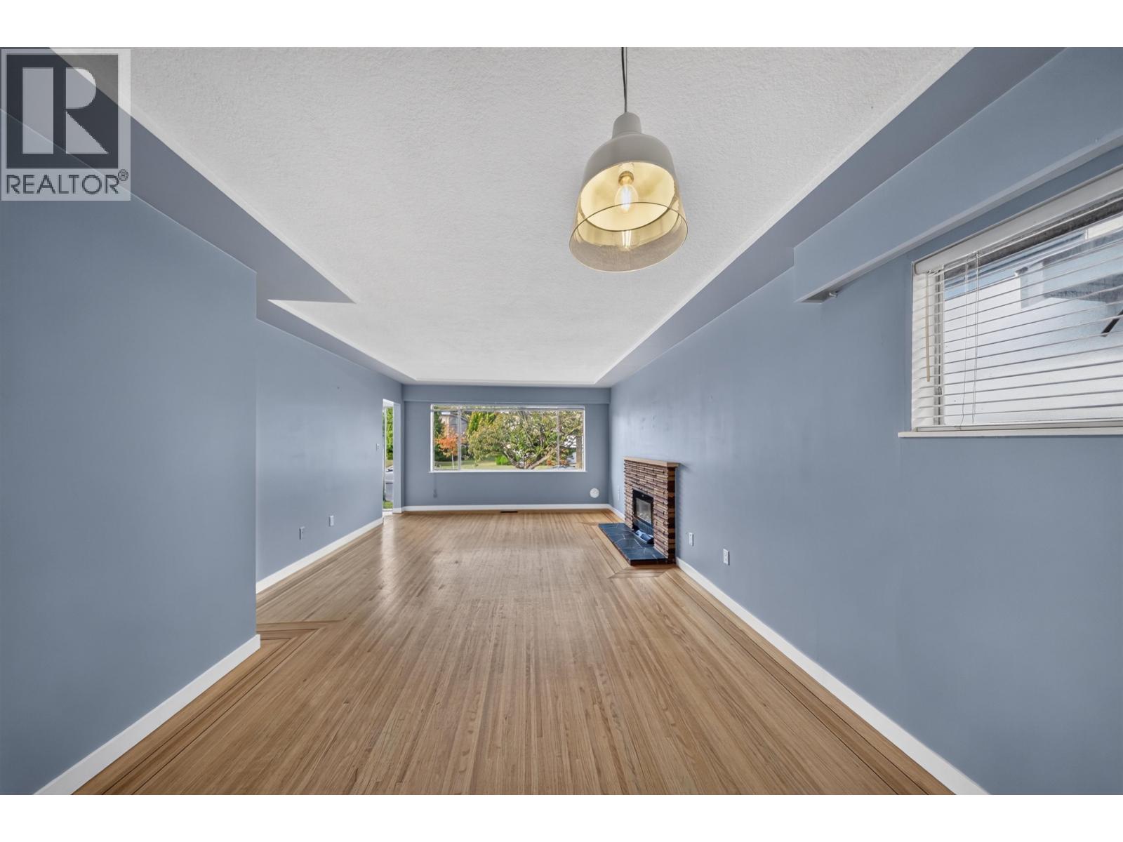 5882 Berkeley Street, Vancouver, British Columbia  V5R 3H2 - Photo 10 - R3172216