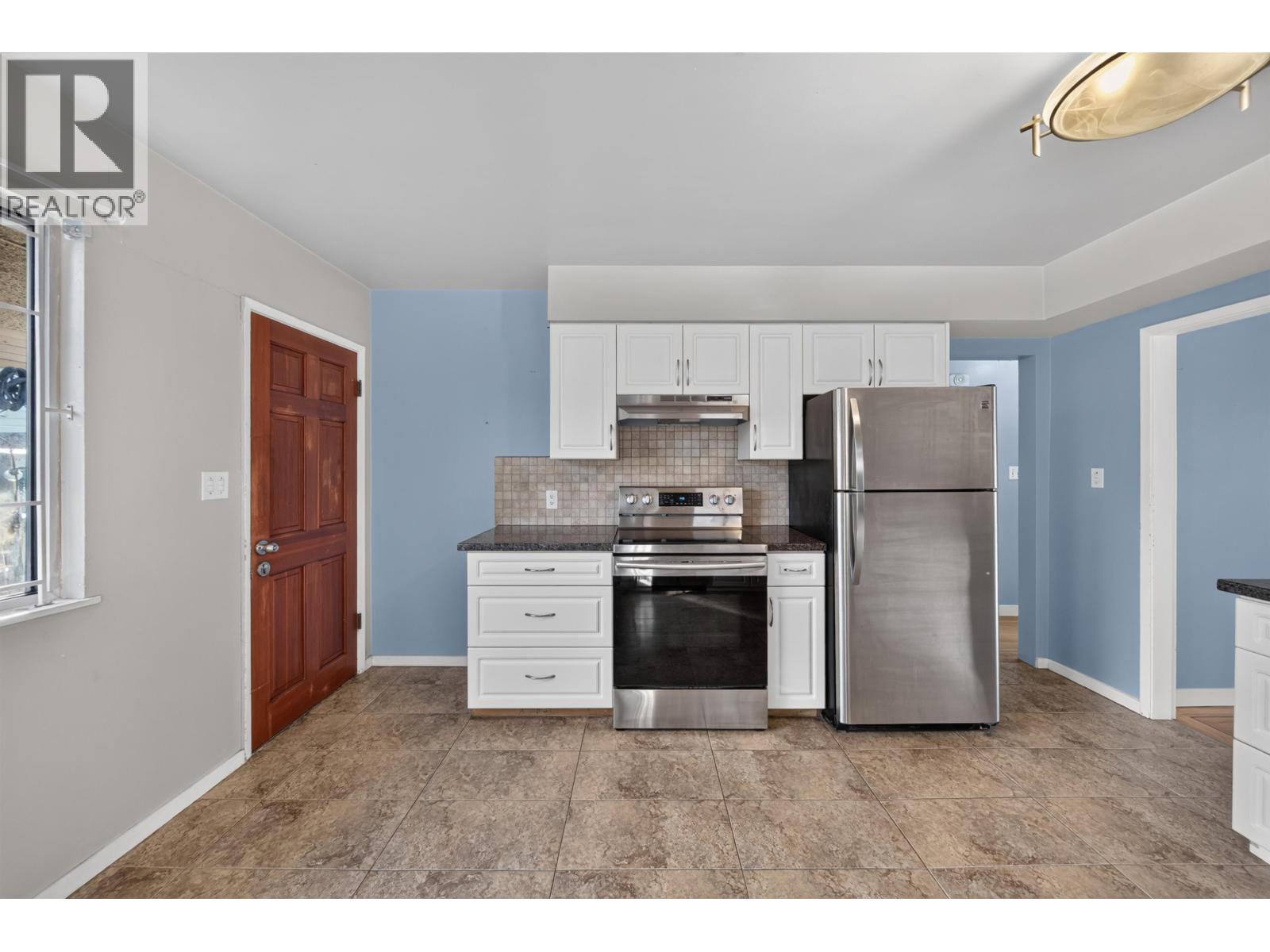 5882 Berkeley Street, Vancouver, British Columbia  V5R 3H2 - Photo 13 - R3172216