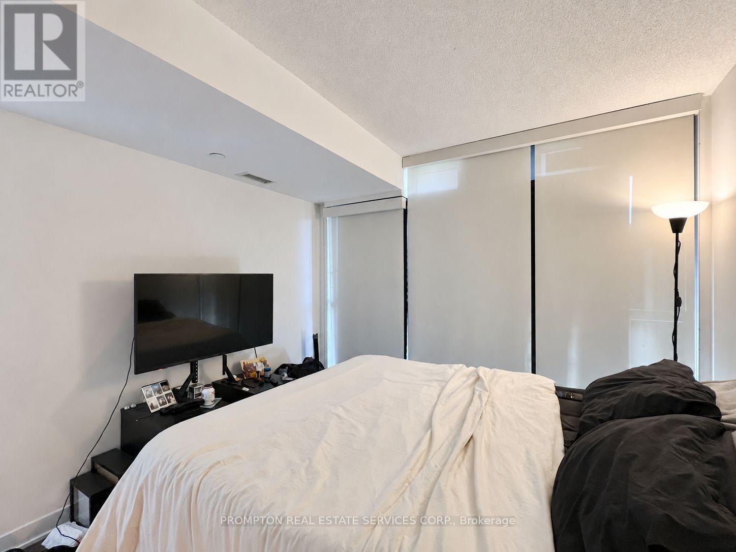 1615 - 80 Queens Wharf Road, Toronto, Ontario  M5V 0J3 - Photo 15 - C13869426