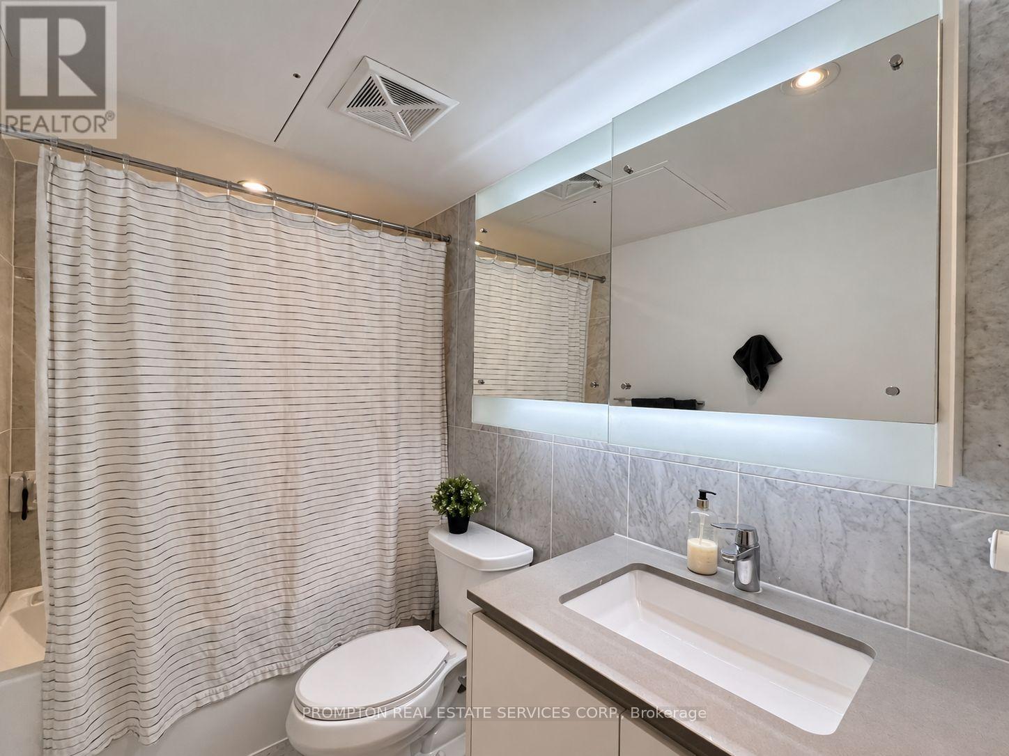 1615 - 80 Queens Wharf Road, Toronto, Ontario  M5V 0J3 - Photo 18 - C13869426