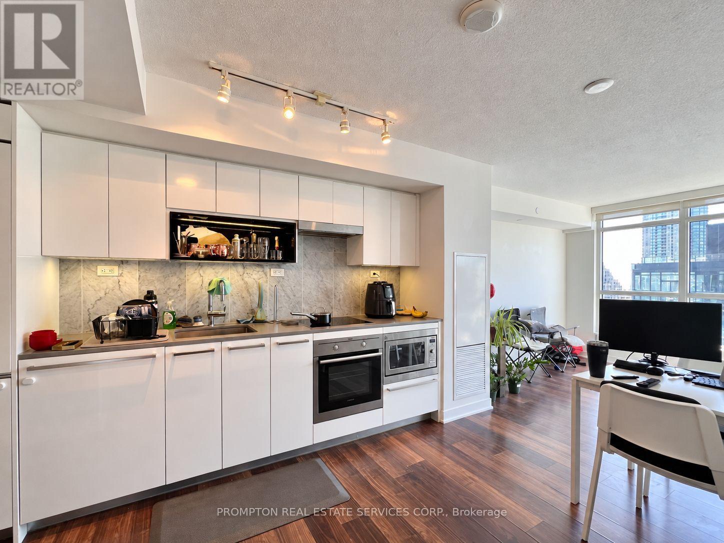 1615 - 80 Queens Wharf Road, Toronto, Ontario  M5V 0J3 - Photo 19 - C13869426