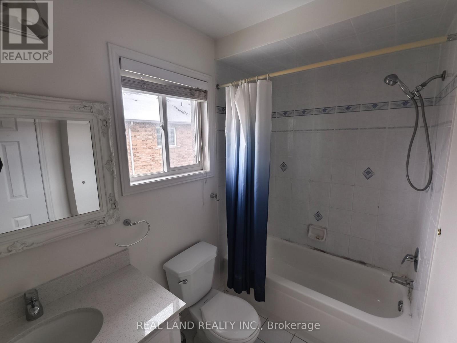 68 Waterton Crescent, Richmond Hill, Ontario  L4B 4L2 - Photo 17 - N13869392