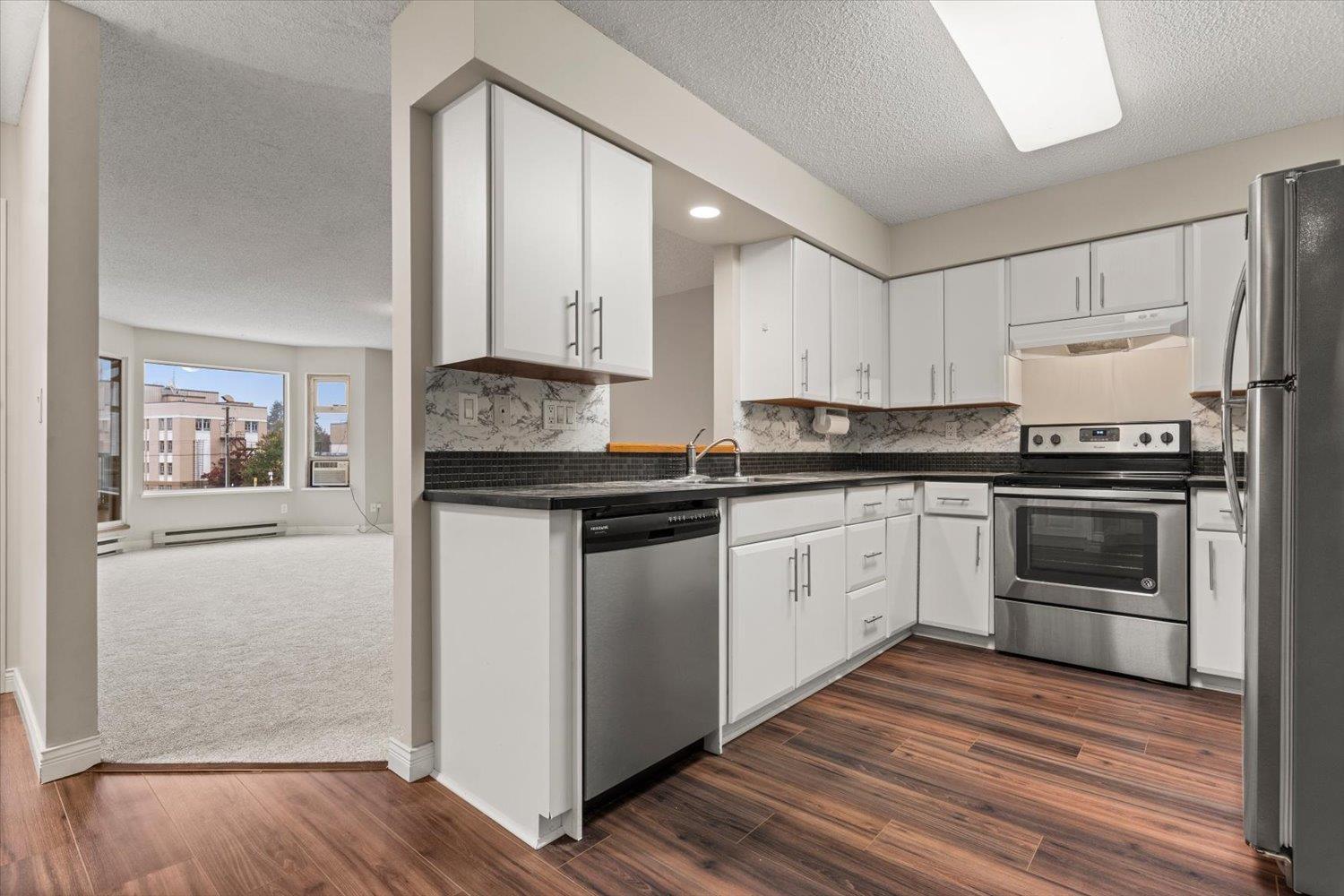 205 45604 BRETT AVENUE|Chilliwack Proper West