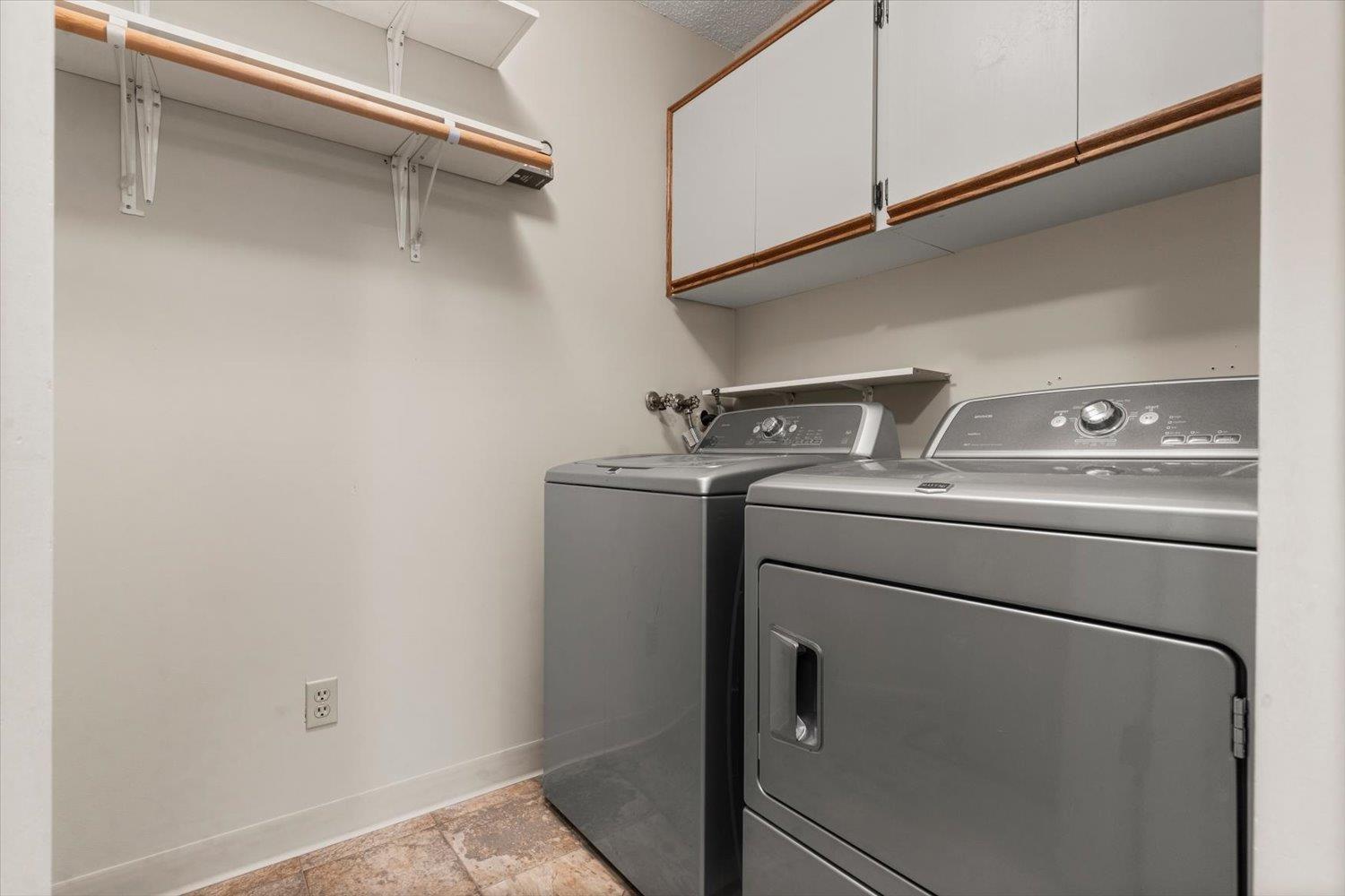 205 45604 BRETT AVENUE|Chilliwack Proper West