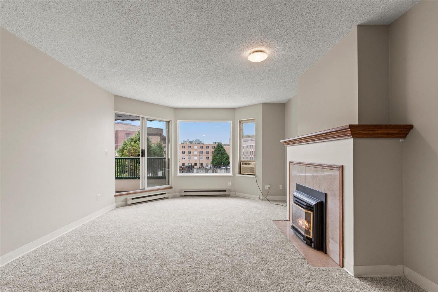 205 45604 BRETT AVENUE|Chilliwack Proper West